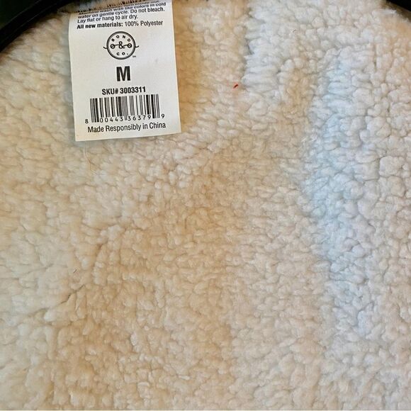 BOND & CO PLAID/DARK BLUE INSULATED DOG JACKET /W VELCRO CLOSE M (DOGS 15-17 IN) - Picture 9 of 11